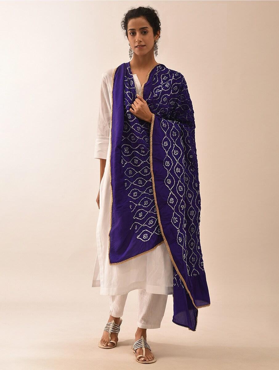 women-purple-silk-bandhani-dupatta
