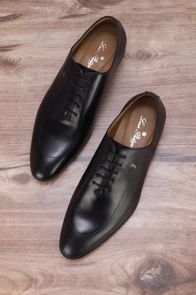 men-black-oxford-formal-shoes