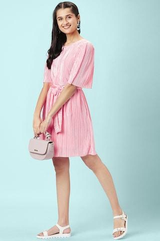 pink-textured-round-neck-casual-knee-length-half-sleeves-women-regular-fit-dress