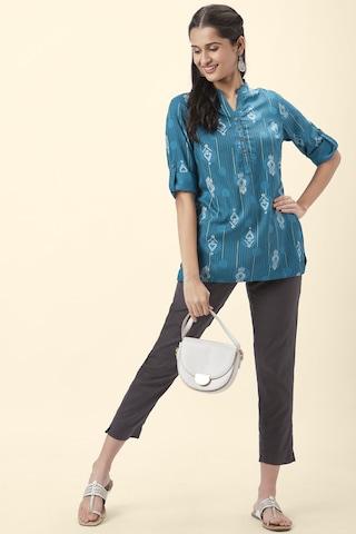 blue-printed-casual-3/4th-sleeves-mandarin-women-regular-fit-tunic