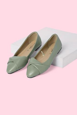 green-solid-work-women-flat-shoes