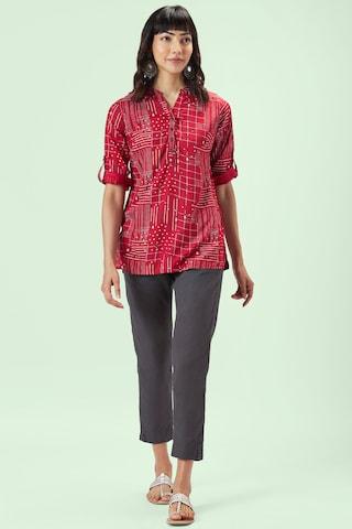 red-printed-casual-roll-up-sleeves-mandarin-women-regular-fit-tunic