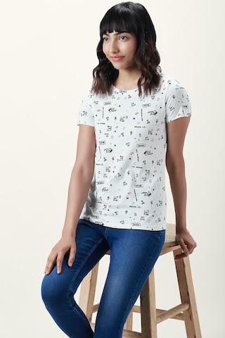 white-printed-casual-half-sleeves-round-neck-women-regular-fit-t-shirt