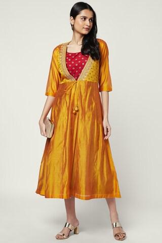 yellow-printeded-round-neck-ethnic-full-length-3/4th-sleeves-women-regular-fit-dress