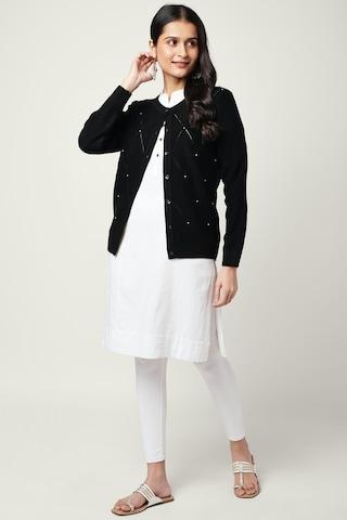 black-embroidered-winter-wear-full-sleeves-round-neck-women-regular-fit-cardigan