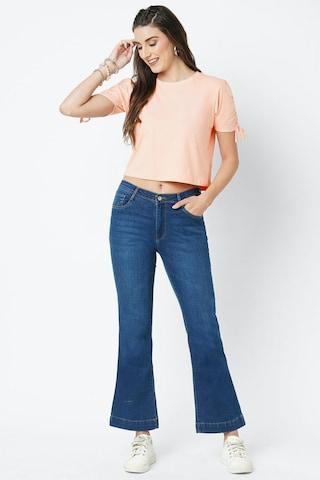 peach-solid-casual-short-sleeves-crew-neck-women-slim-fit-t-shirt