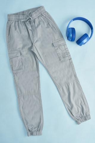 charcoal-solid-full-length-mid-rise-casual-boys-regular-fit-trousers