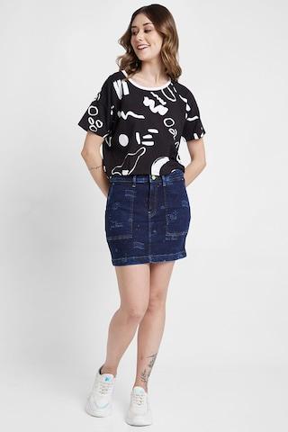 black-print-casual-short-sleeves-round-neck-women-boxy-fit-t-shirt