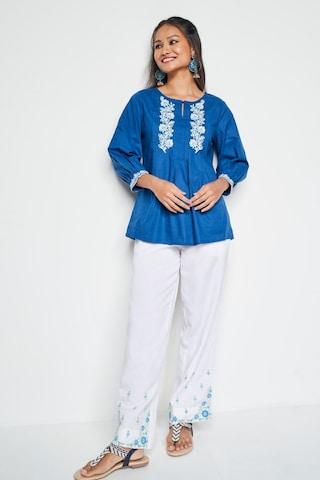medium-blue-embroidered-casual-3/4th-sleeves-key-hole-neck-women-regular-fit-top