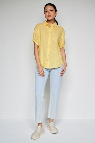 yellow-textured-casual-half-sleeves-regular-collar-women-regular-fit-shirt