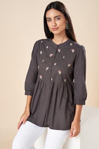 charcoal-embroidered-casual-3/4th-sleeves-mandarin-women-regular-fit--tunic