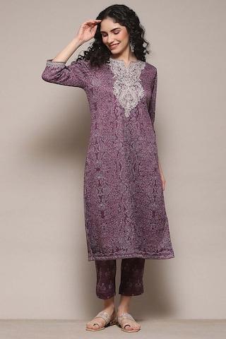purple-print-ethnic-3/4th-sleeves-round-neck-women-straight-fit-kurta-sets