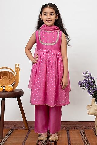 pink-chanderi-silk-embroidered-kurta-set-for-girls