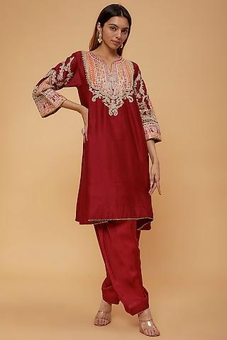 red-silk-chanderi-embroidered-kurta-set-for-girls