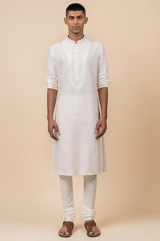 white-viscose-polyester-embroidered-kurta-set