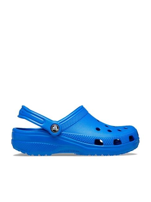 crocs-men's-classic-blue-back-strap-clogs