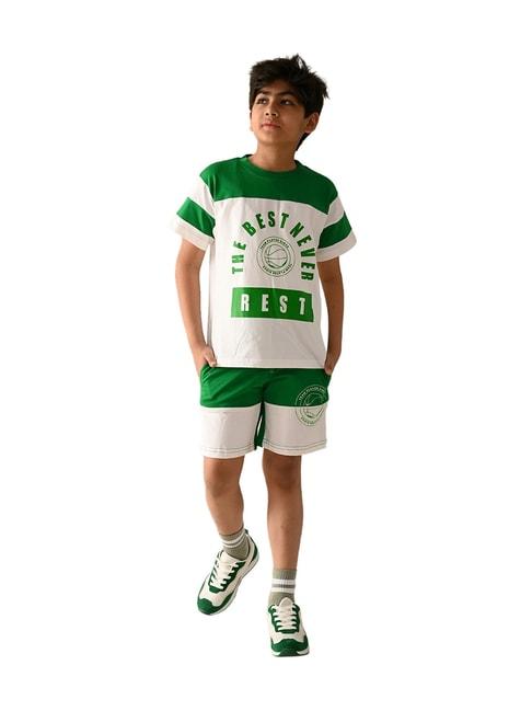 lilpicks-kids-white-&-green-cotton-printed-t-shirt-set
