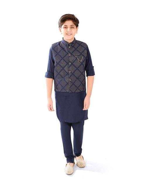 cavio-kids-navy-embroidered-full-sleeves-kurta-set