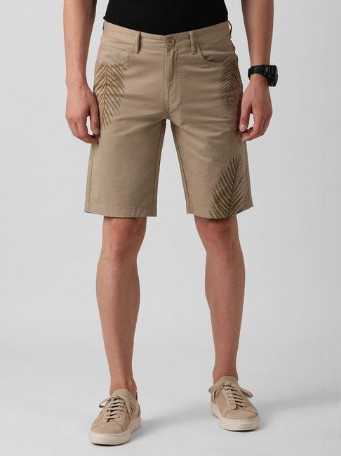 lee-khaki-cotton-slim-fit-printed-shorts