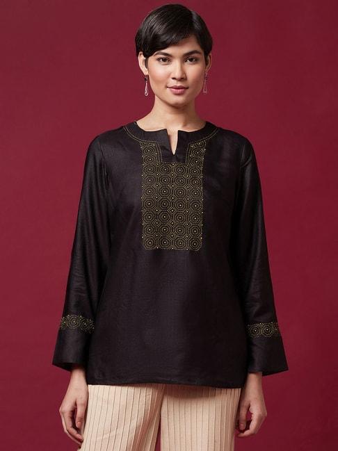 fabindia-black-embroidered-tunic
