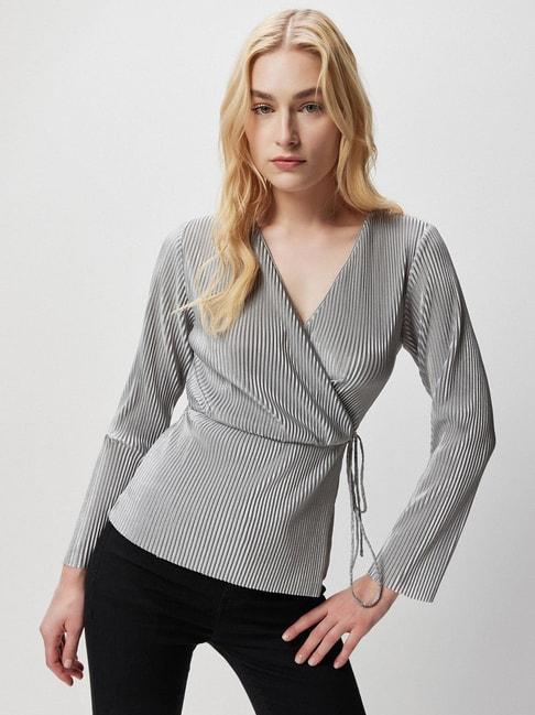 cover-story-grey-striped-top