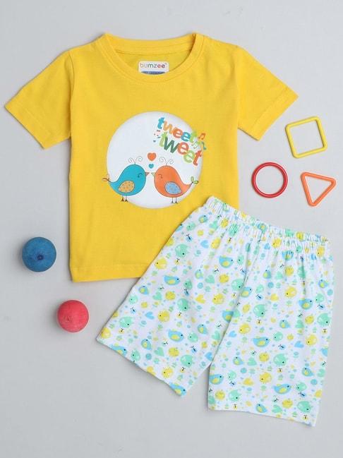 bumzee-kids-yellow-&-white-printed-t-shirt-with-shorts