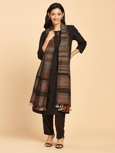 fabindia-brown-shawl