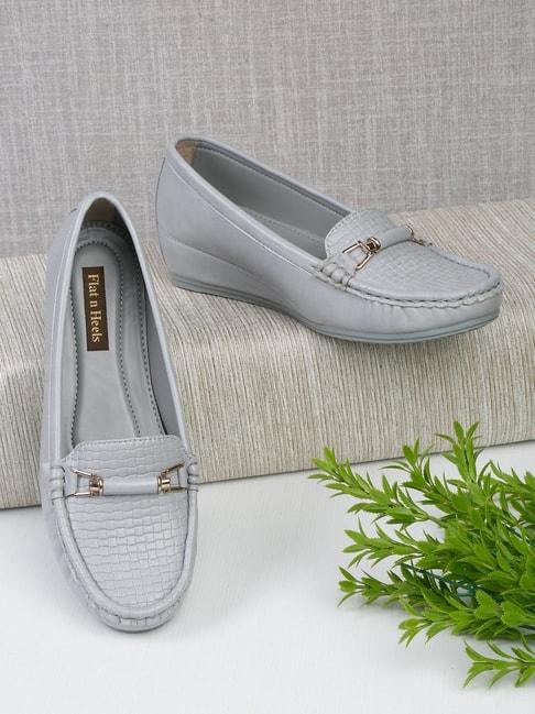 flat-n-heels-women's-grey-wedge-loafers