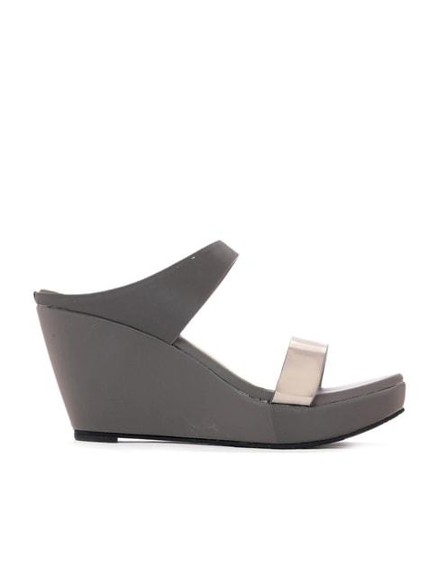 cleo-by-khadims-women's-grey-casual-wedges