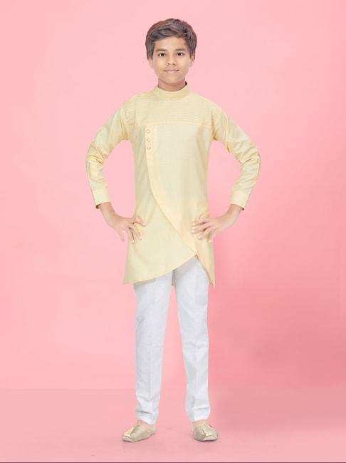 aarika-kids-boys-cream-white-colour-cotton-solid-kurta-pyjama-set