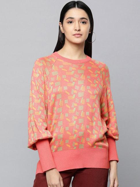 levi's-pink-self-design-pullover