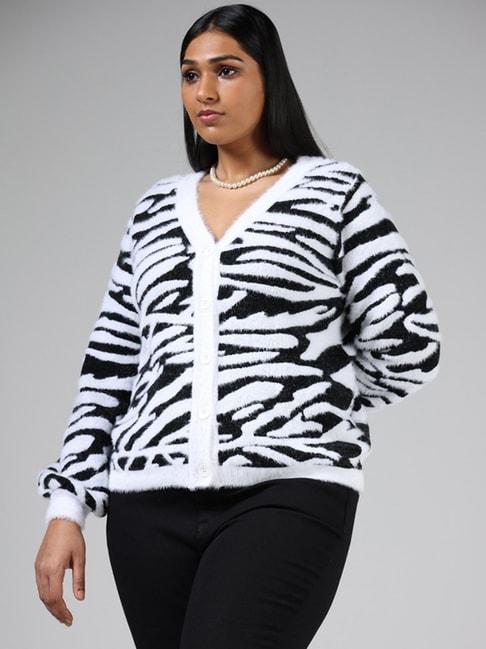 gia-by-westside-black-&-white-animal-printed-cardigan