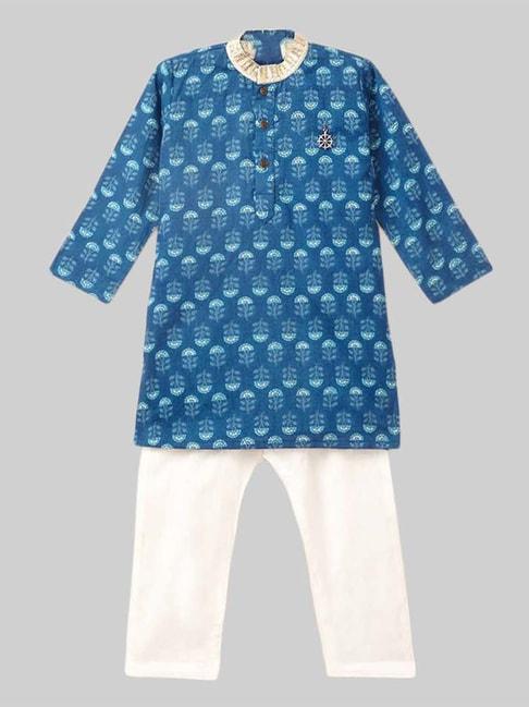 the-magic-wand-kids-blue-&-white-cotton-printed-full-sleeves-kurta-set