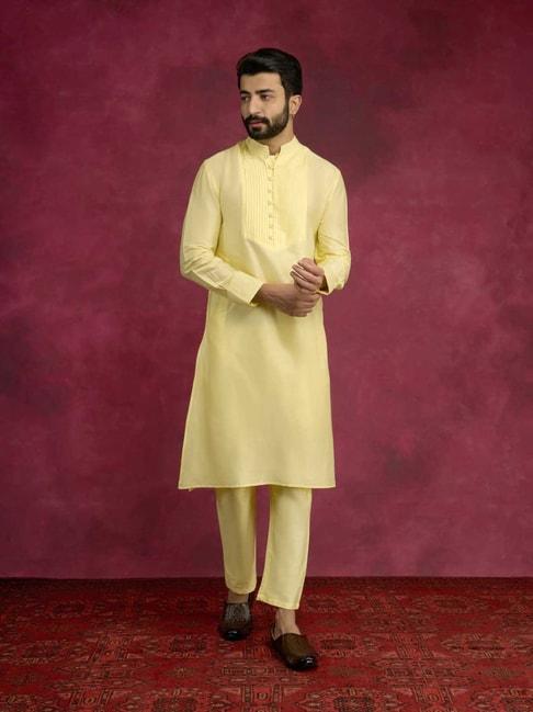 abhishti-yellow-straight-fit-kurta-&-straight-pants-set