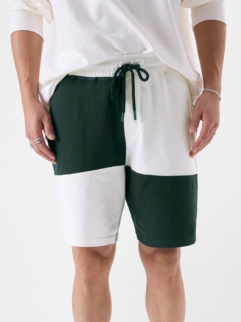 the-souled-store-green-&-white-regular-fit-shorts