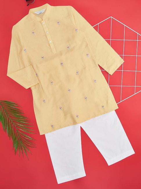 indus-route-by-pantaloons-kids-honey-mustard-&-white-embroidered-full-sleeves-kurta-set