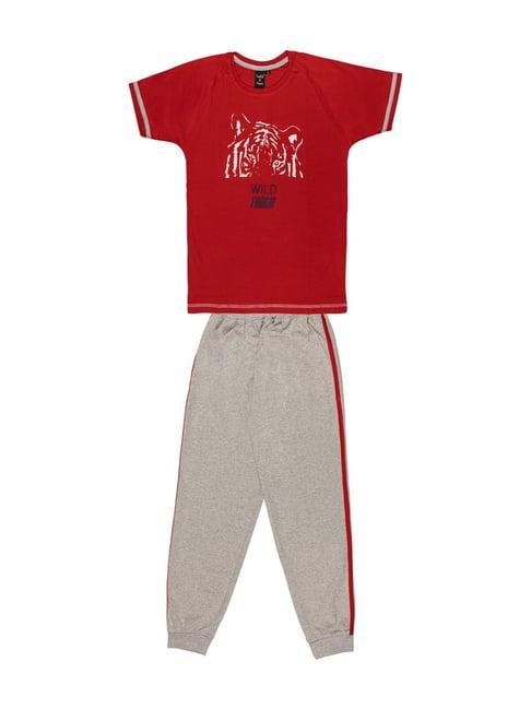 todd-n-teen-kids-red-cotton-graphic-print-t-shirt-&-pants