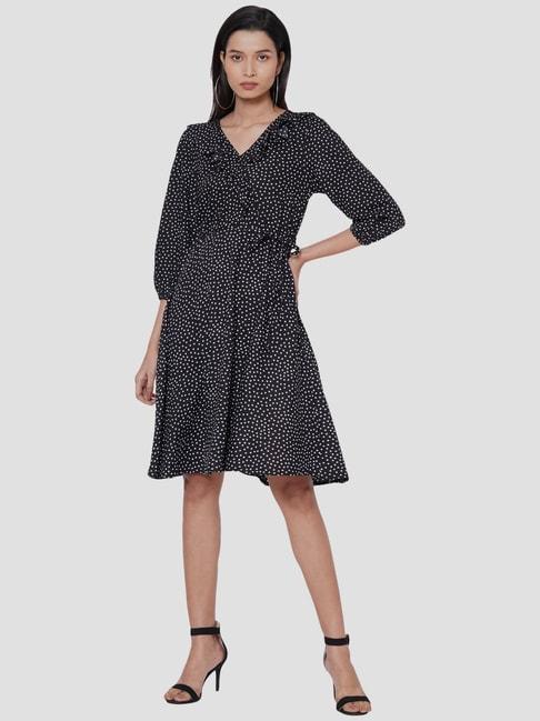 109-f-black-polka-dots-a-line-dress