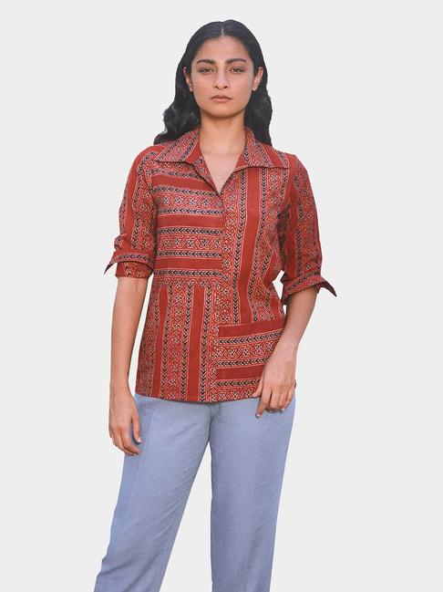 okhai-maroon-printed-shirt