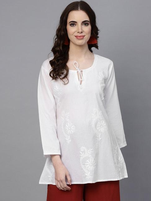 saadgi-white-chikankari-embroidered-a-line-kurti