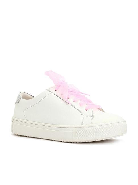 forever-21-women's-white-casual-sneakers