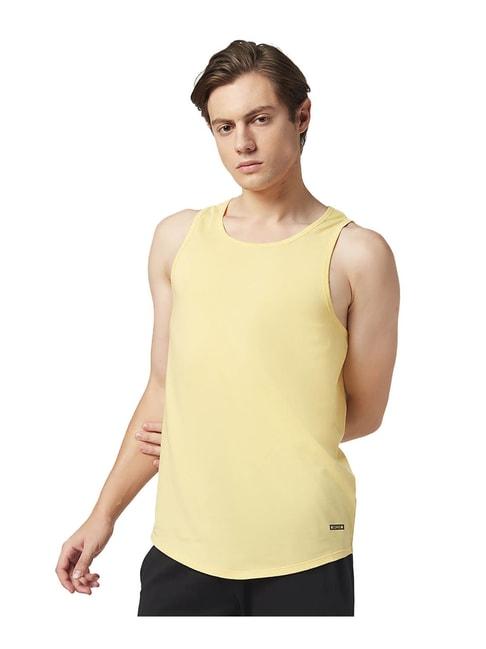 edrio-yellow-regular-fit-vest