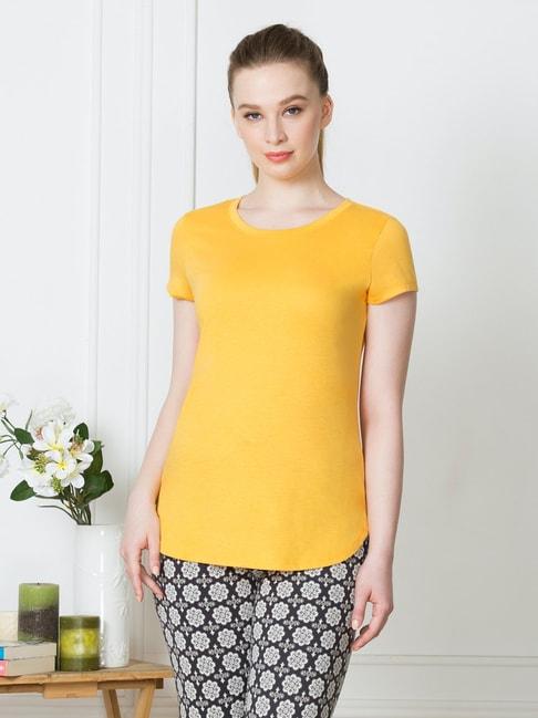 van-heusen-yellow-lounge-t-shirt