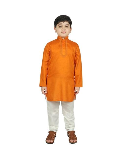 sg-yuvraj-kids-orange-&-white-solid-kurta-with-churidars