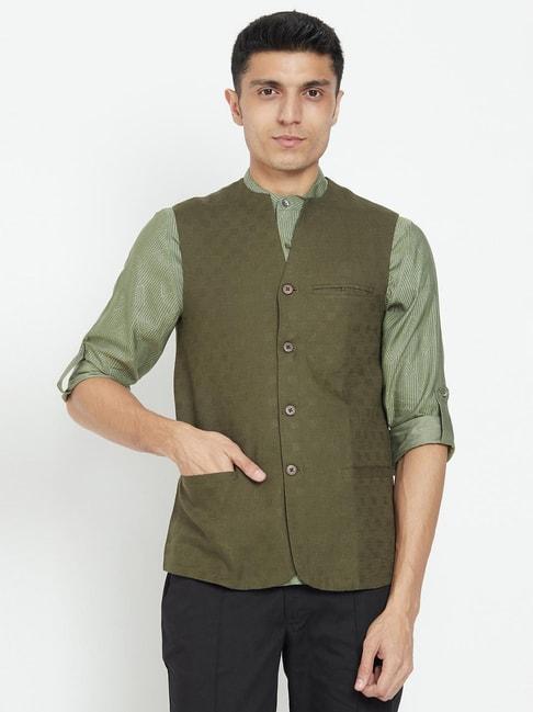 fabindia-light-green-sleeveless-round-neck-nehru-jacket
