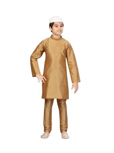 aarika-kids-beige-printed-kurta-with-churidar-pants-&-cap