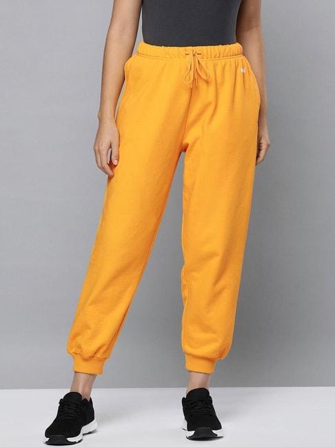 levi's-mustard-jogger-fit-trousers