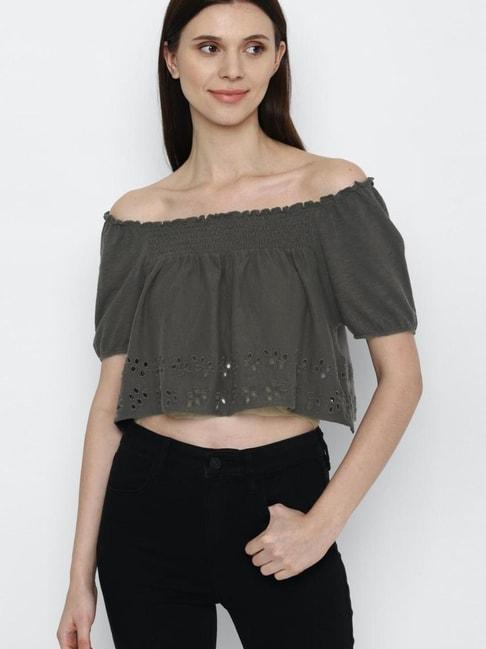 american-eagle-outfitters-black-regular-fit-crop-top