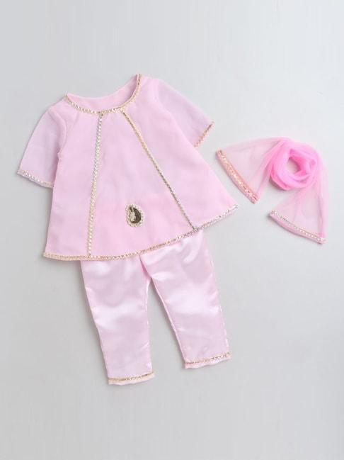 many-frocks-kids-pink-embroidered-kurta-set