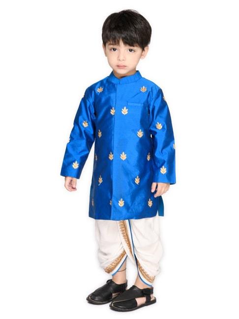 saka-designs-kids-dark-blue-&-white-embroidered-full-sleeves-kurta-with-dhoti